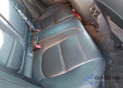 2018 Jaguar Xe 30T Prestige из США, поврежденный, VIN SAJAK4GX6JCP36483